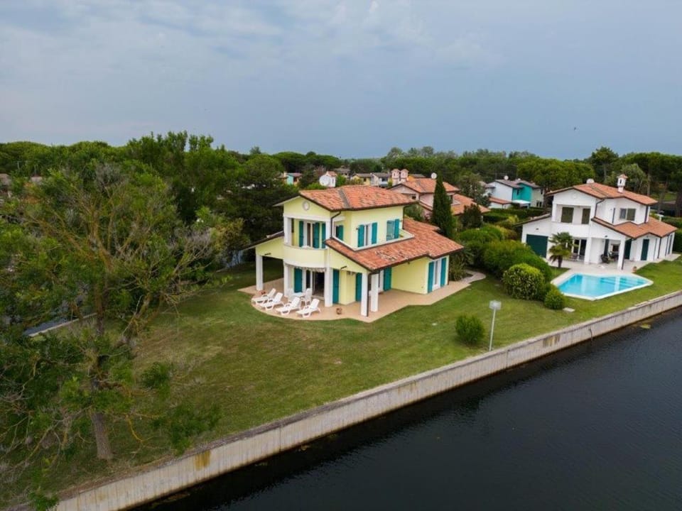 Chiara Villa in Isola Albarella