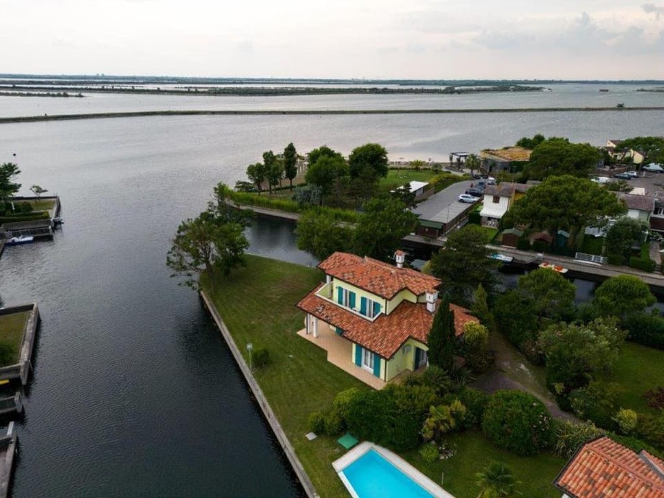 Chiara Villa in Isola Albarella