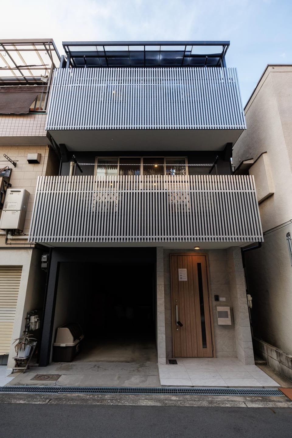 Property building, Balcony/Terrace