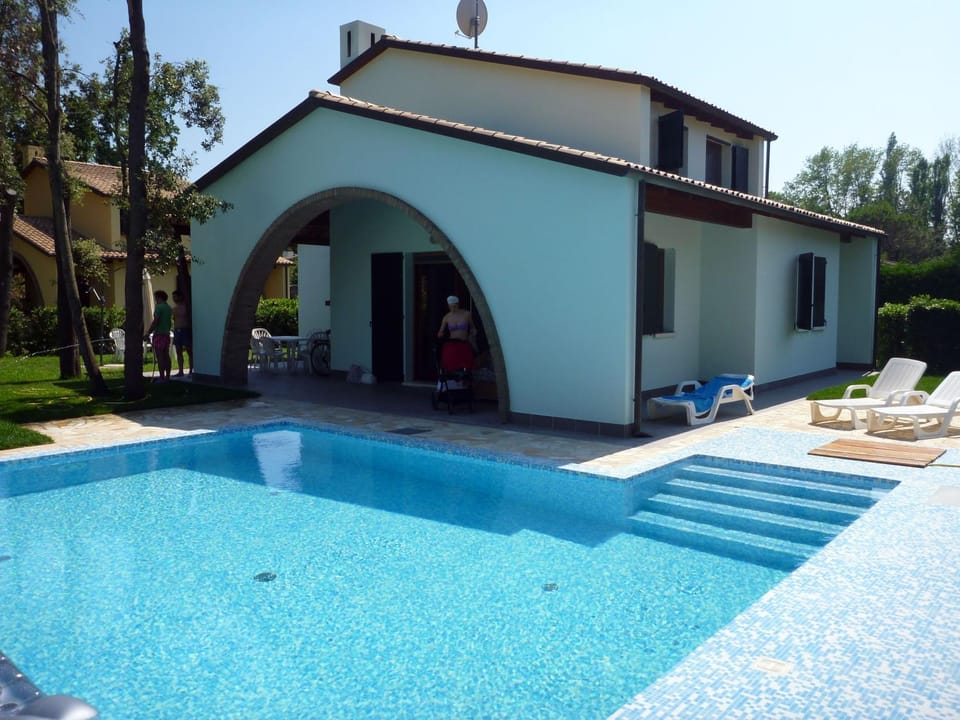 Olivelli 1 Villa in Isola Albarella