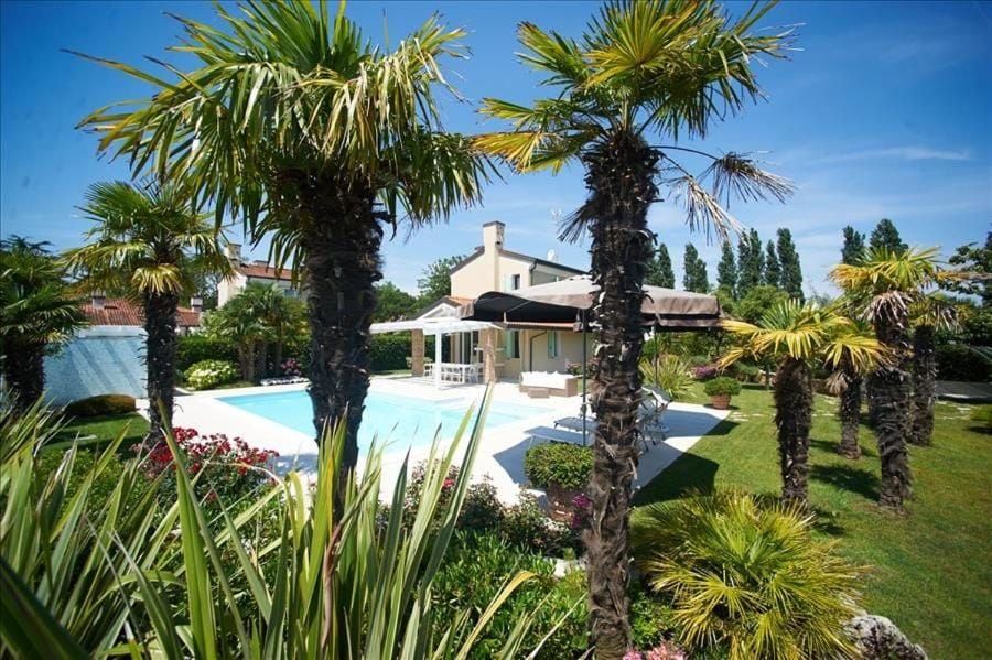 Lydia Villa in Isola Albarella