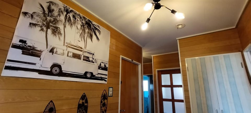 真鶴個室203ツイン 駅徒歩6分Atami Hakoneも近いゲストハウス真鶴 Bed and Breakfast in Kanagawa Prefecture