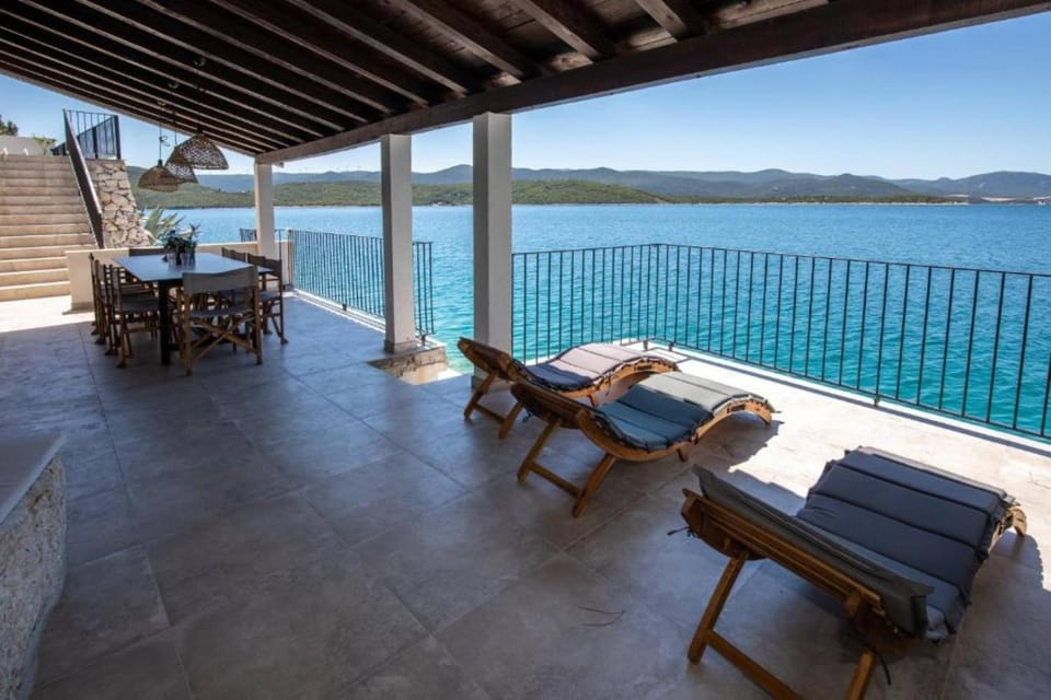 Mediterranean Villa next to Sea Villa in Dubrovnik-Neretva County