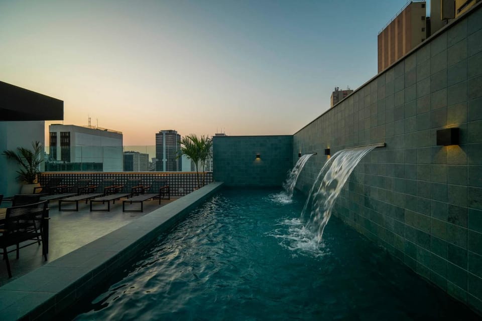 Pool view, Swimming pool
