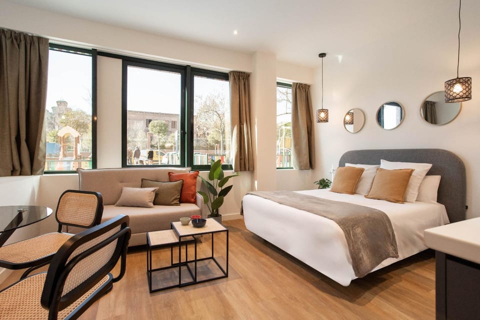 Bed, Bedroom