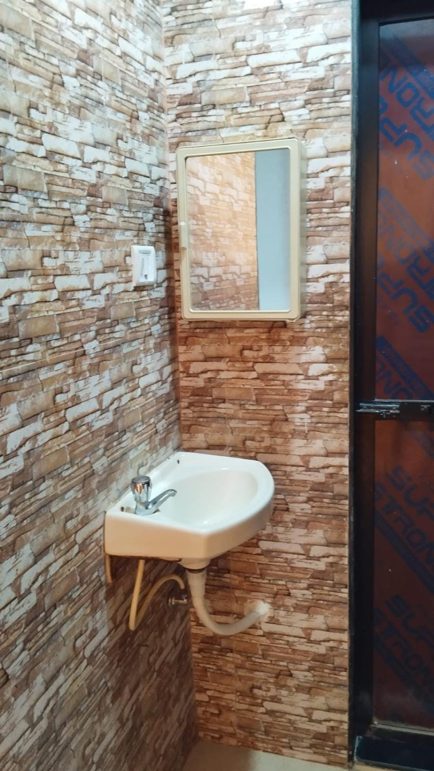 Decent one BHK flat near tata hospital Apartment in Maharashtra