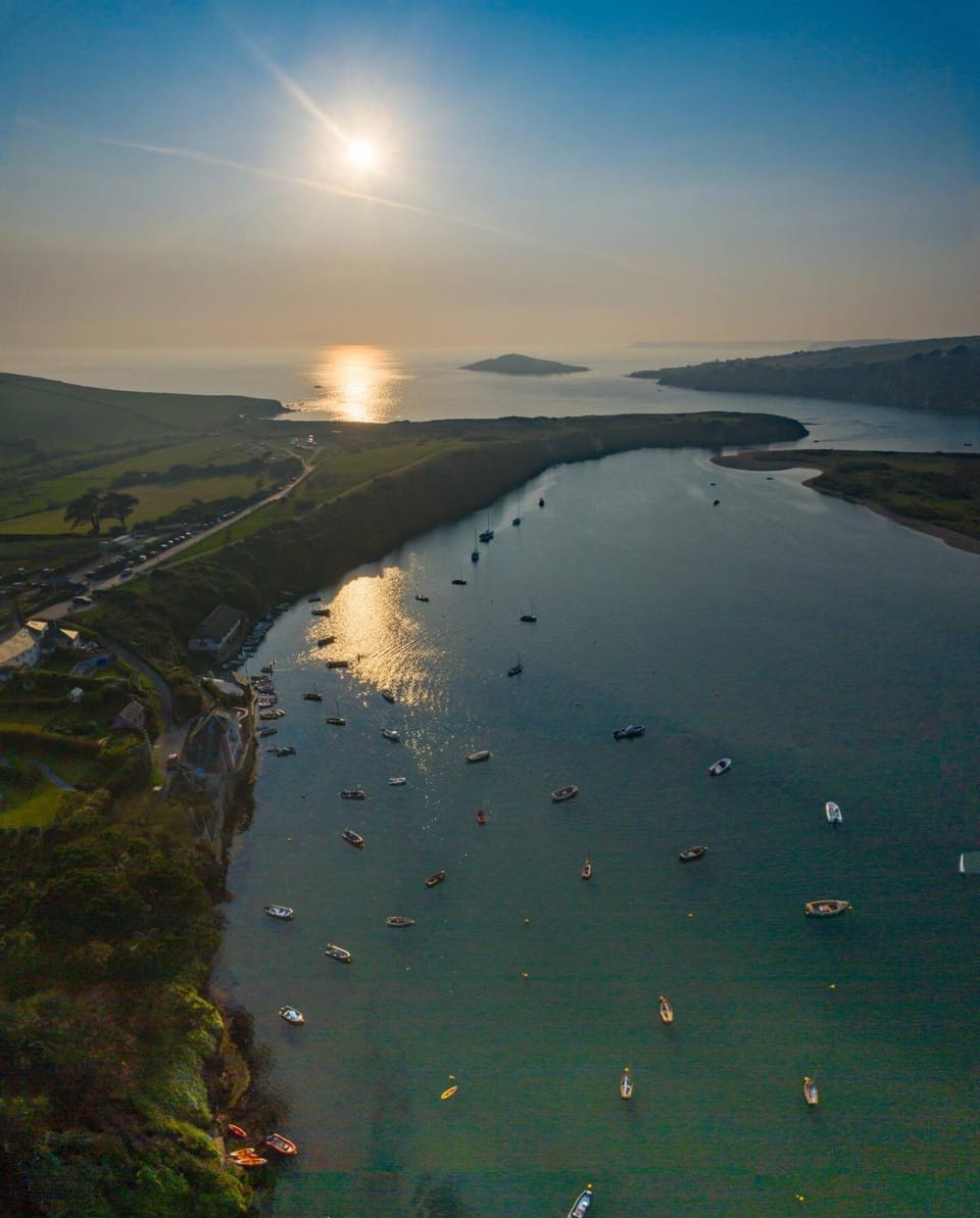 2 Steepfield, spacious apartment, Bantham S Devon Apartment in England