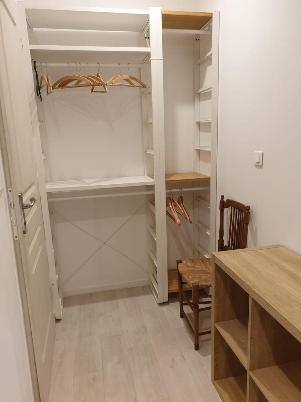 wardrobe