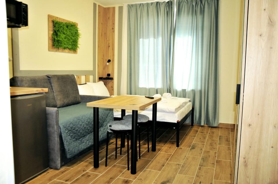 Photo of the whole room, Seating area, Dining area