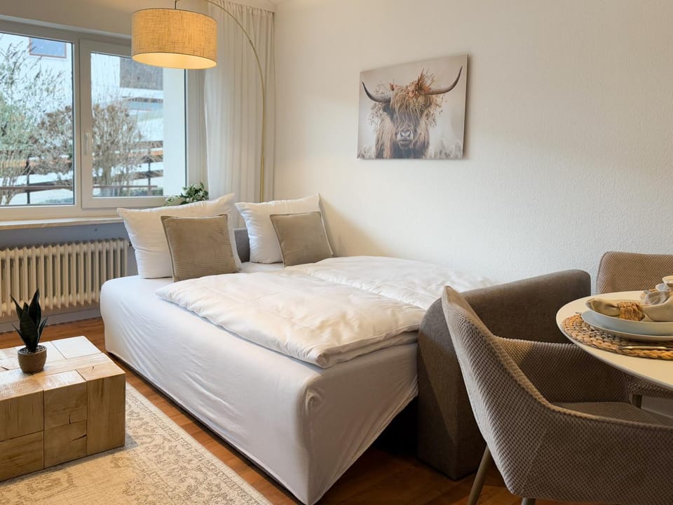 Living room, Photo of the whole room