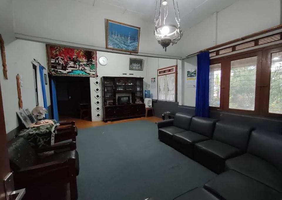Homestay Mudhahar Panampuang Vacation rental in West Sumatra, Indonesia
