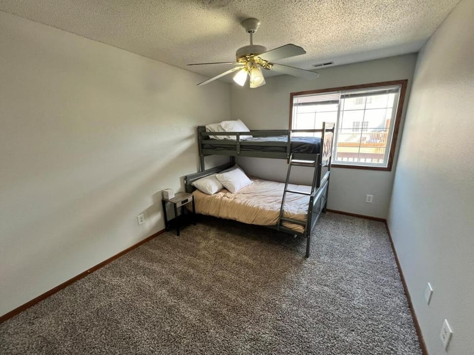 North Liberty Townhouse Apartment in Iowa