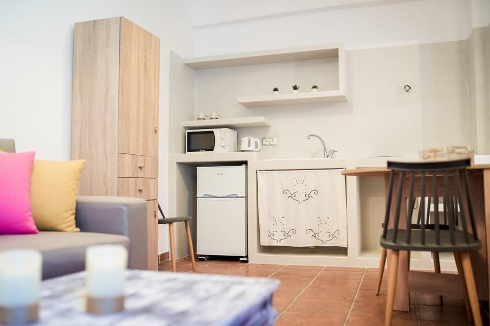 OFIOYSA KaGa kythnosuites Apartment in Kea-Kythnos