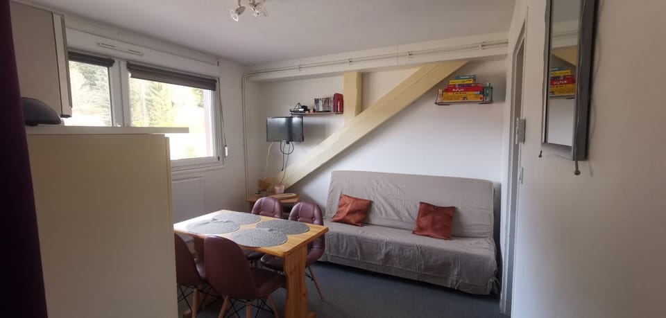 Kitchen or kitchenette, Photo of the whole room