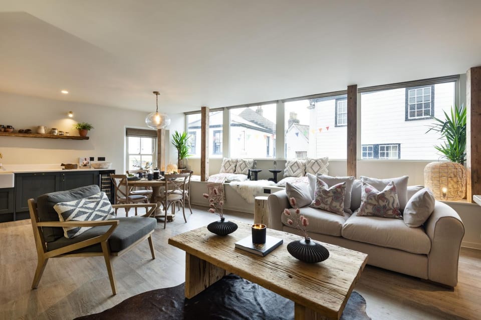 Property building, Living room, Seating area