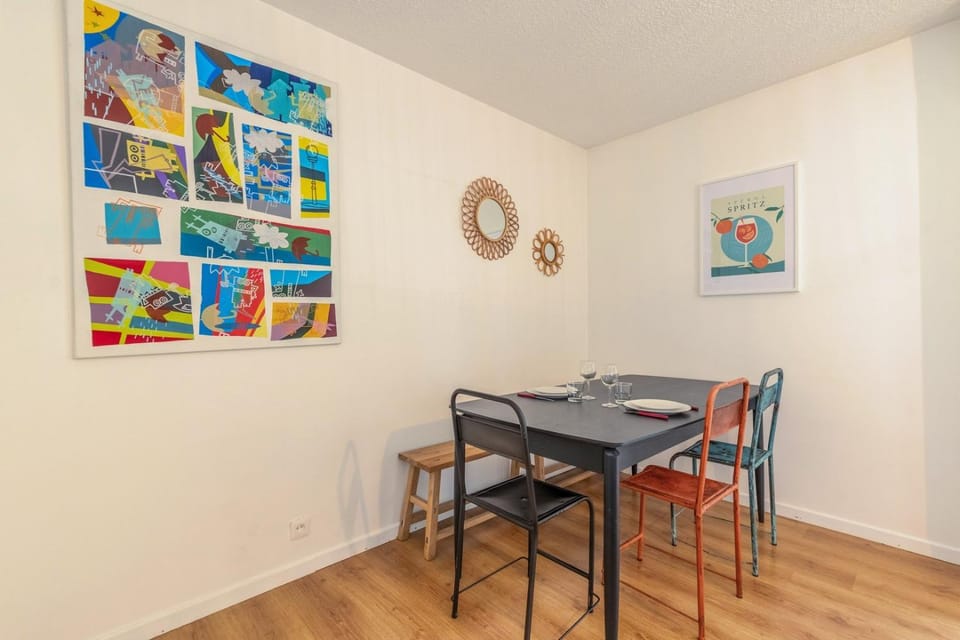 Appartement une chambre avec parking & balcon Apartment in Lille