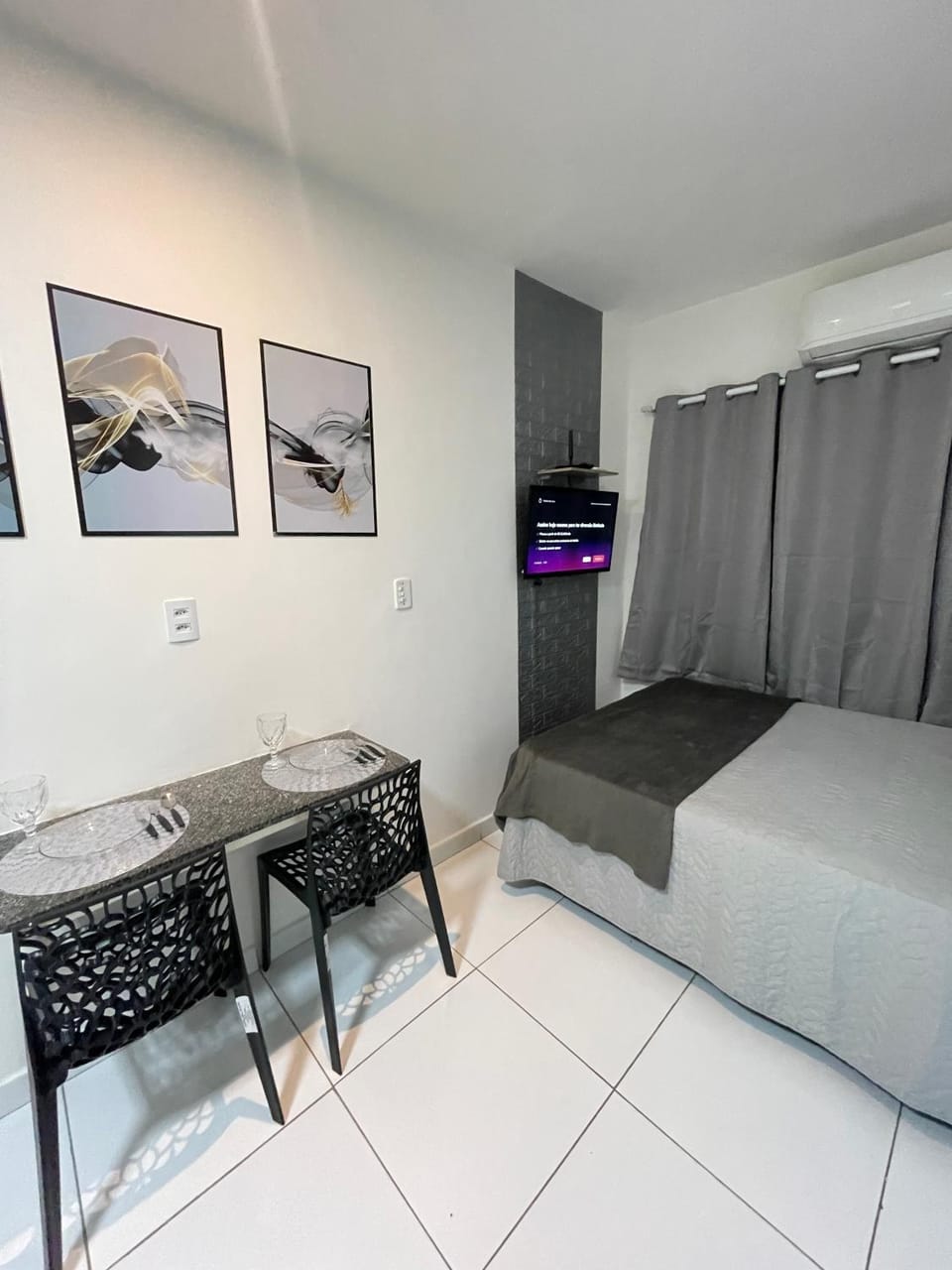 Photo of the whole room