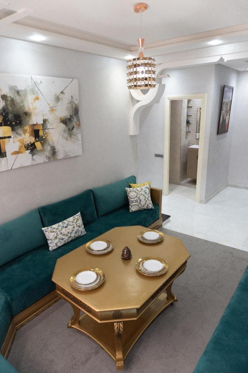 Communal lounge/ TV room, TV and multimedia, Living room