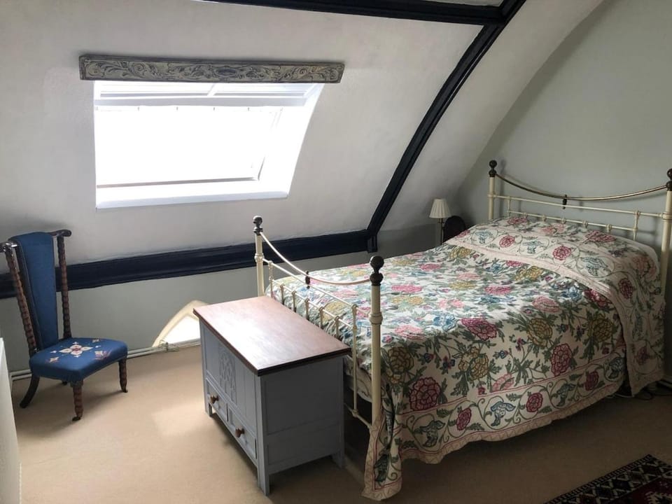 Quirky, comfortable, converted Chapel House in West Devon District