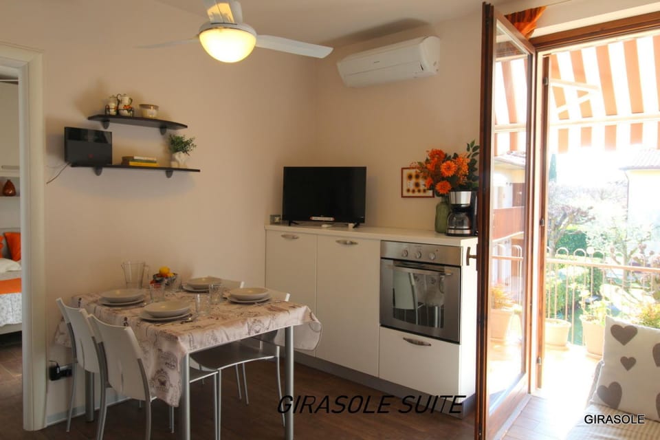 TV and multimedia, Dining area