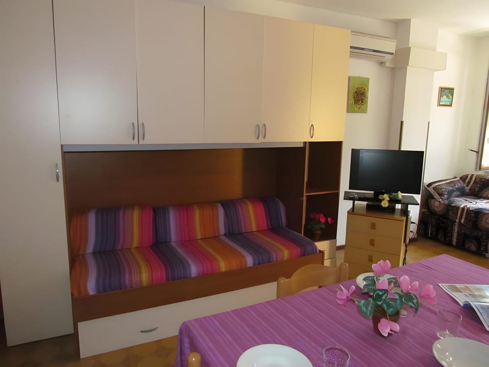 Property building, Living room