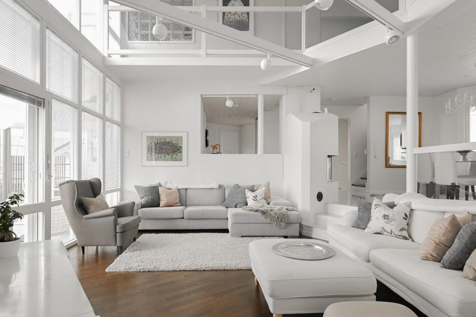 Living room, Seating area
