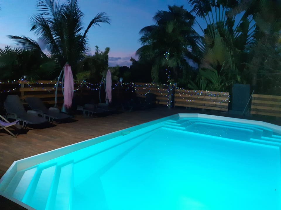 Swimming pool, Swimming pool