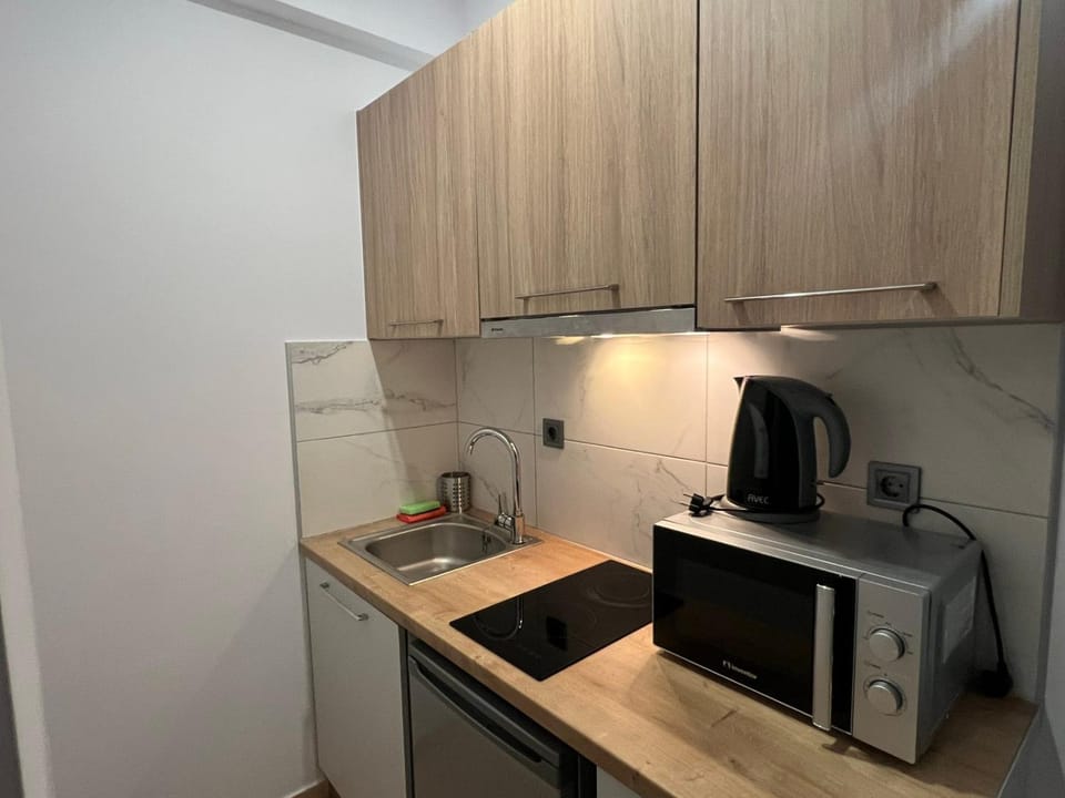 Kitchen or kitchenette, stove