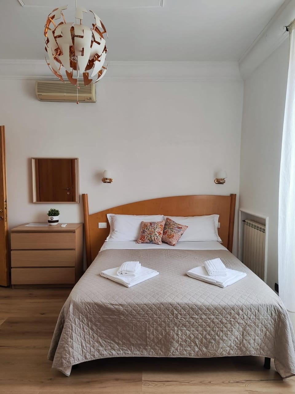 Guest House Rome Termini Station Bed and Breakfast in Rome