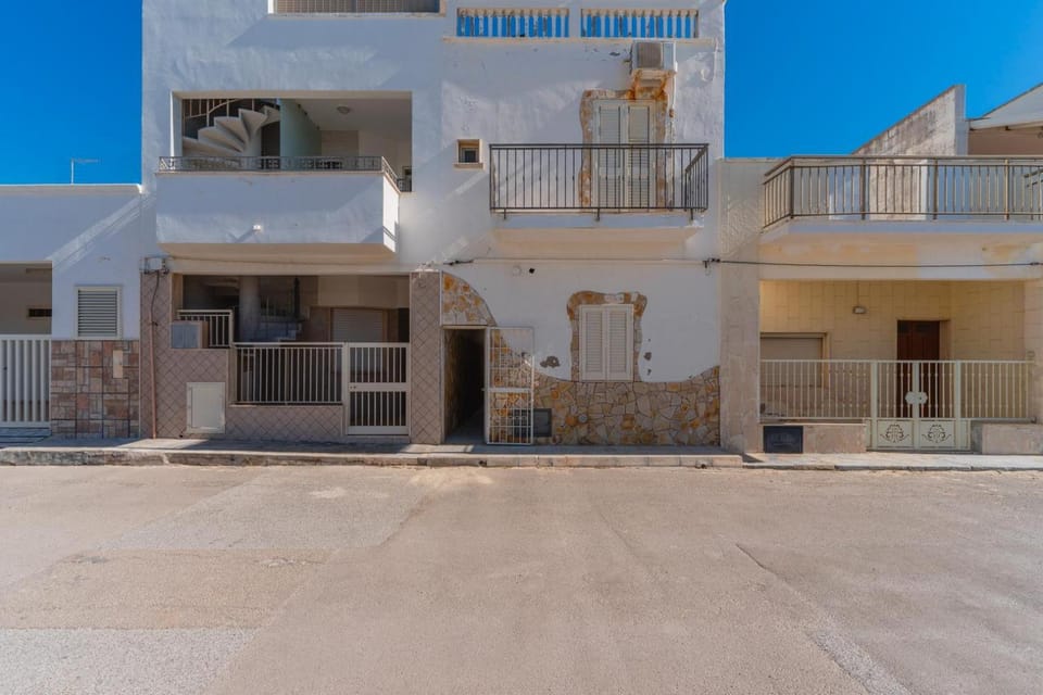 A due passi dal Mare House in Torre Lapillo