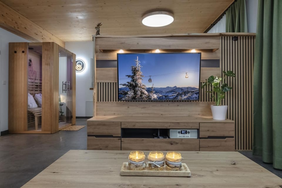 TV and multimedia, Living room
