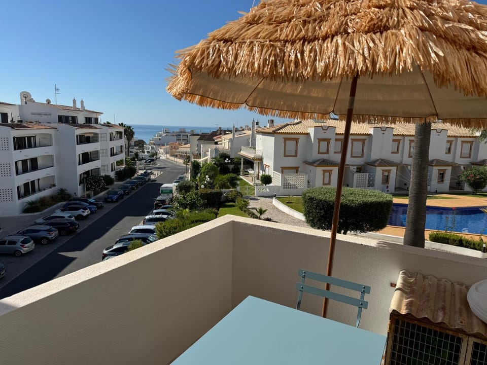 View (from property/room), Balcony/Terrace