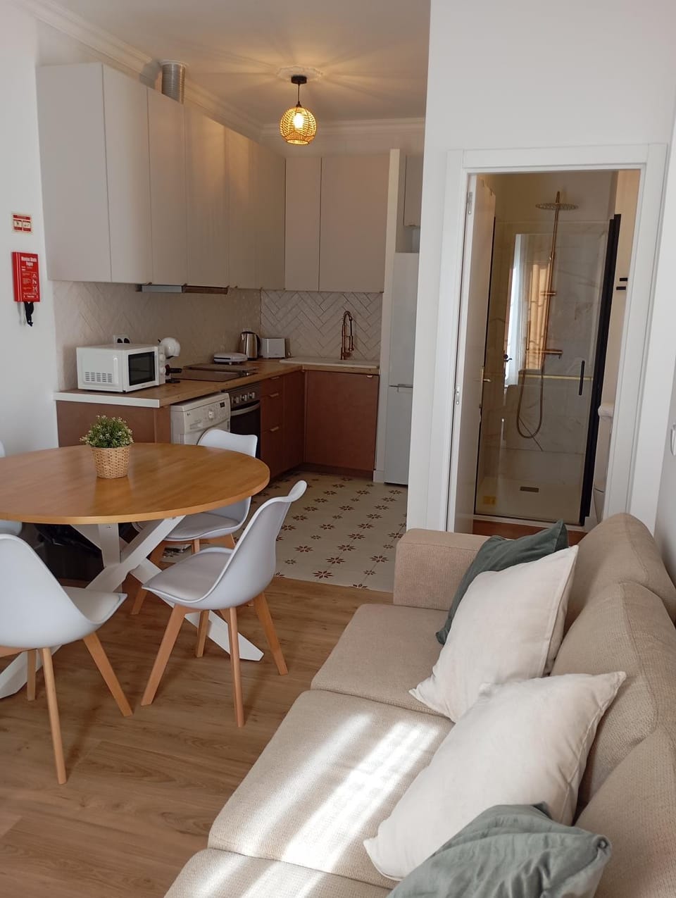 Kitchen or kitchenette, Living room, Seating area, Dining area, oven, stove, toaster