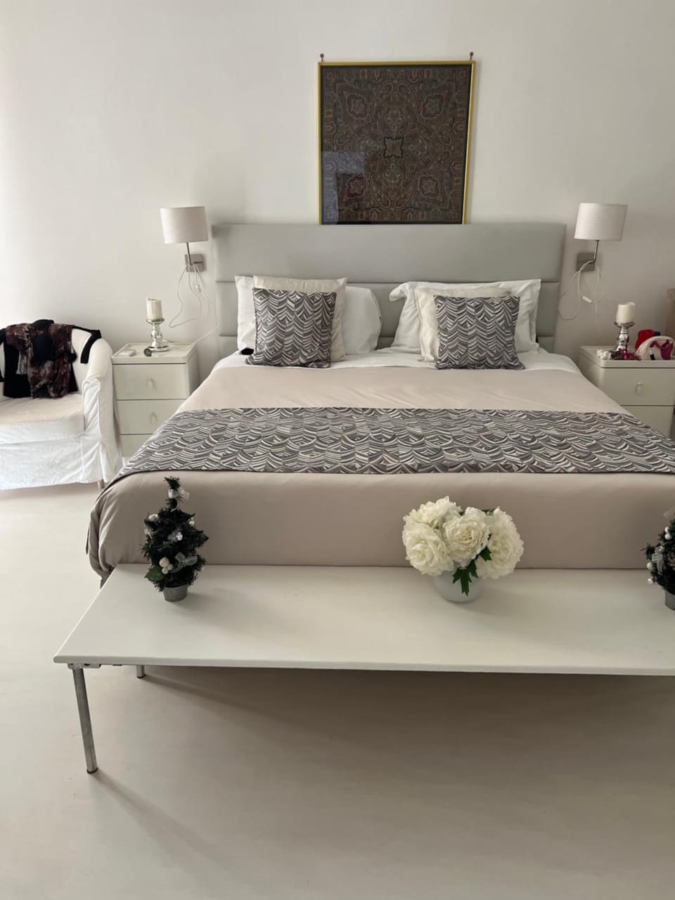 Relais Piazza dei Martiri Bed and Breakfast in Naples