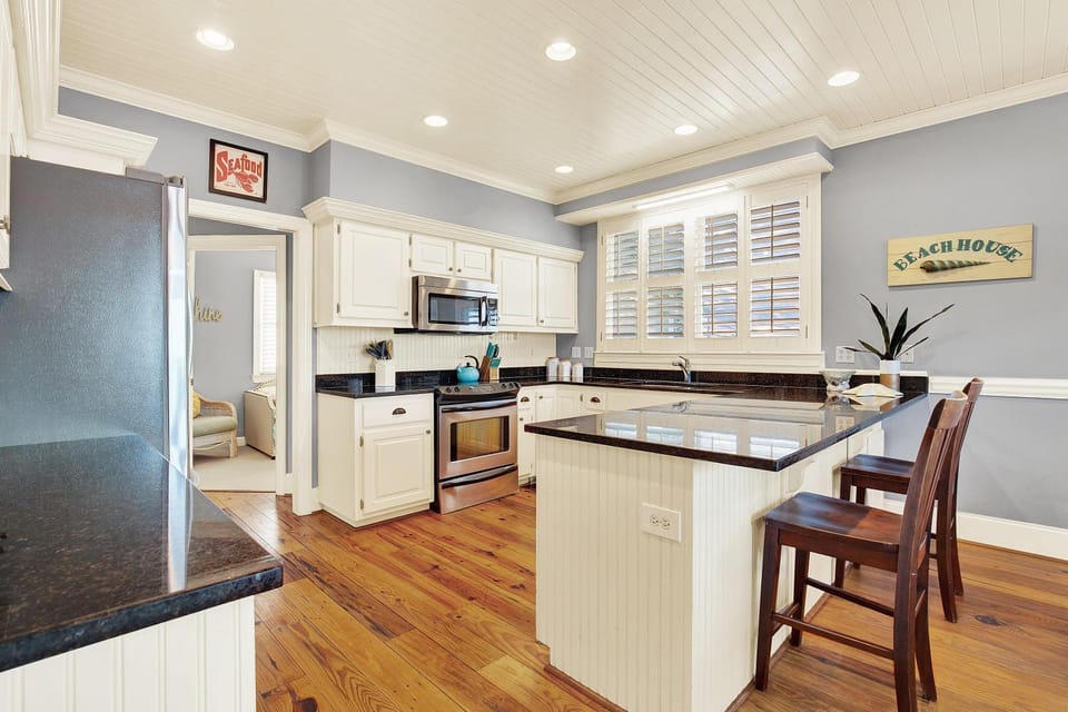 Seconds to the Sea House in Tybee Island