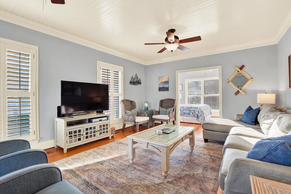 Seconds to the Sea House in Tybee Island