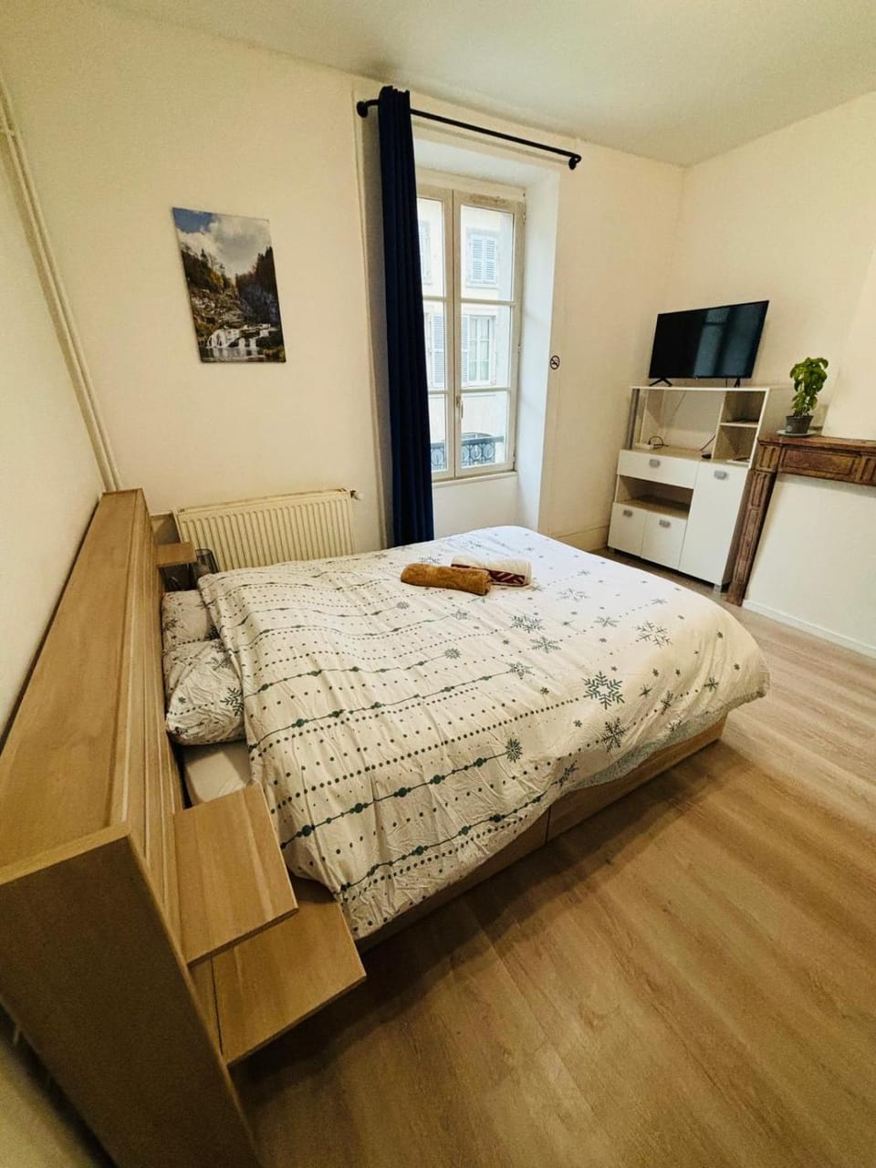 Lons City Studio Apartment in Jura