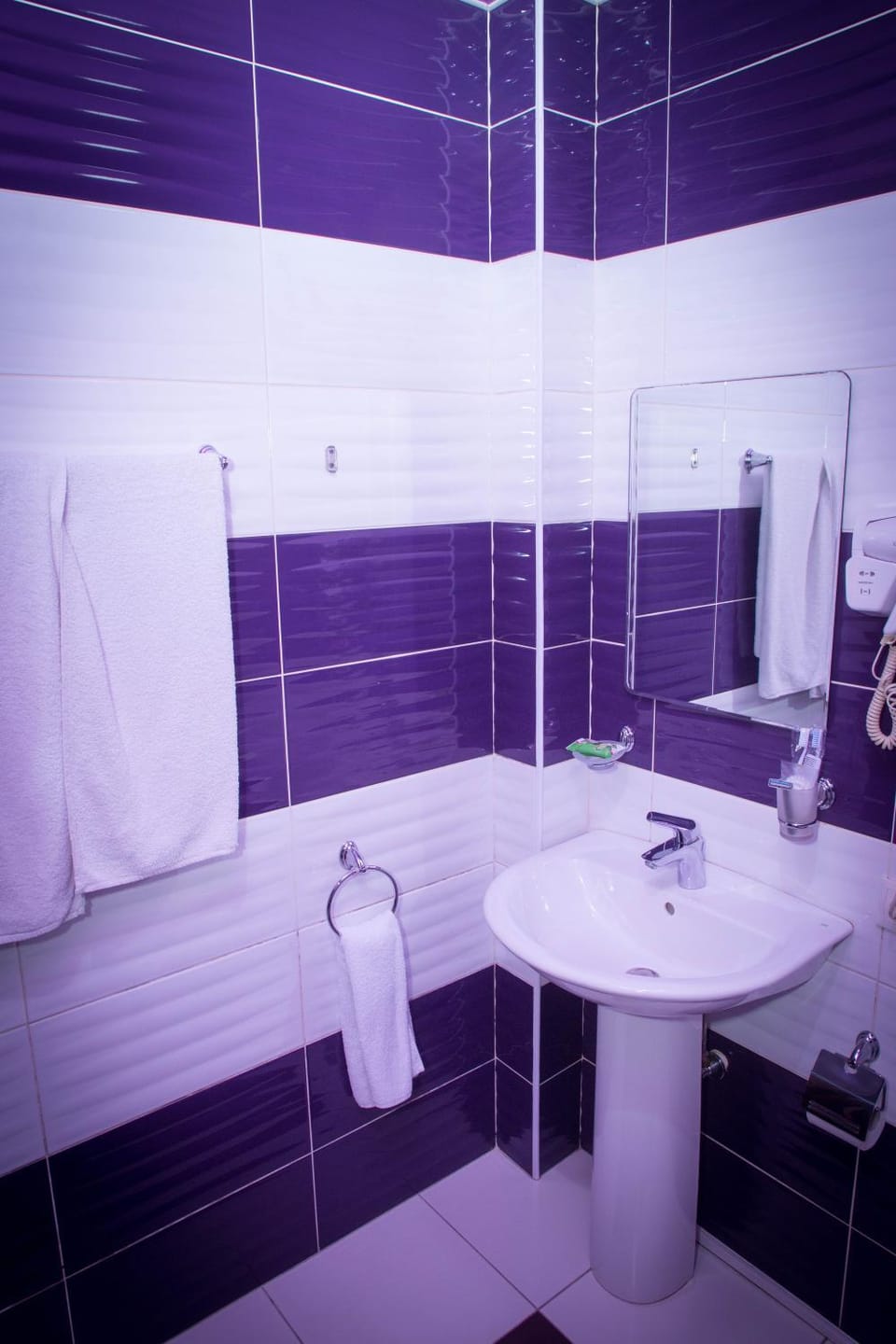 Shower, towels
