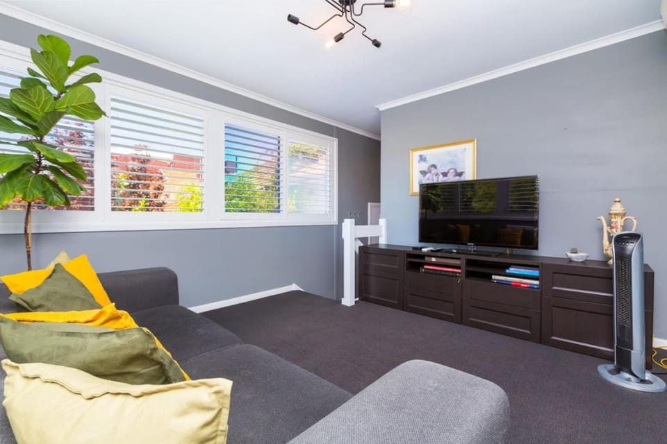 TV and multimedia, Living room