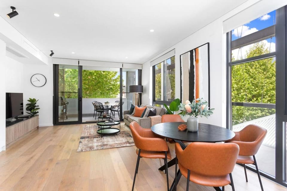 Luxe Living, Instaworthy city views from rooftop Apartment in Perth