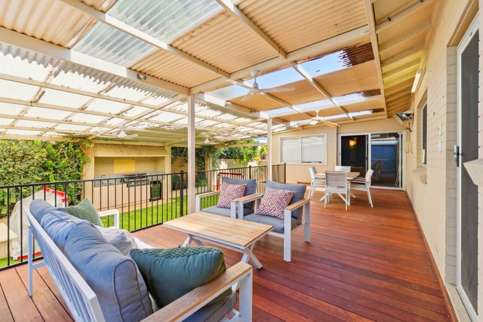 Patio, Seating area