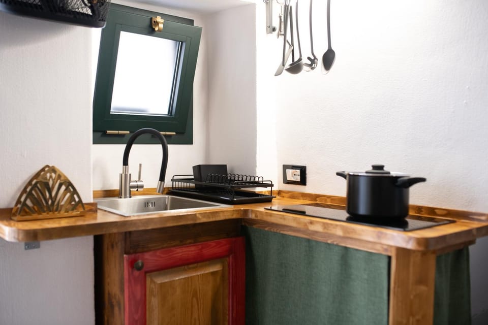 Kitchen or kitchenette, stove
