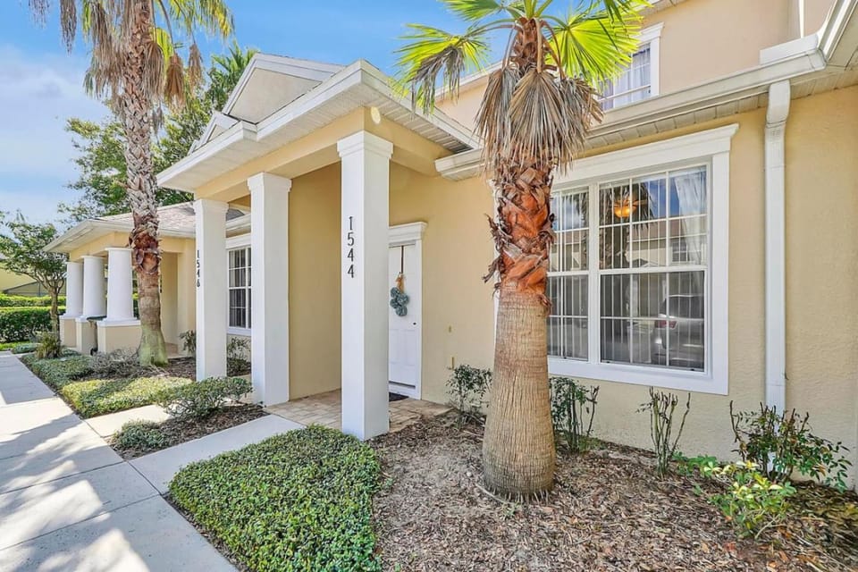 Magical serenity 3 bedroom pool home House in Four Corners