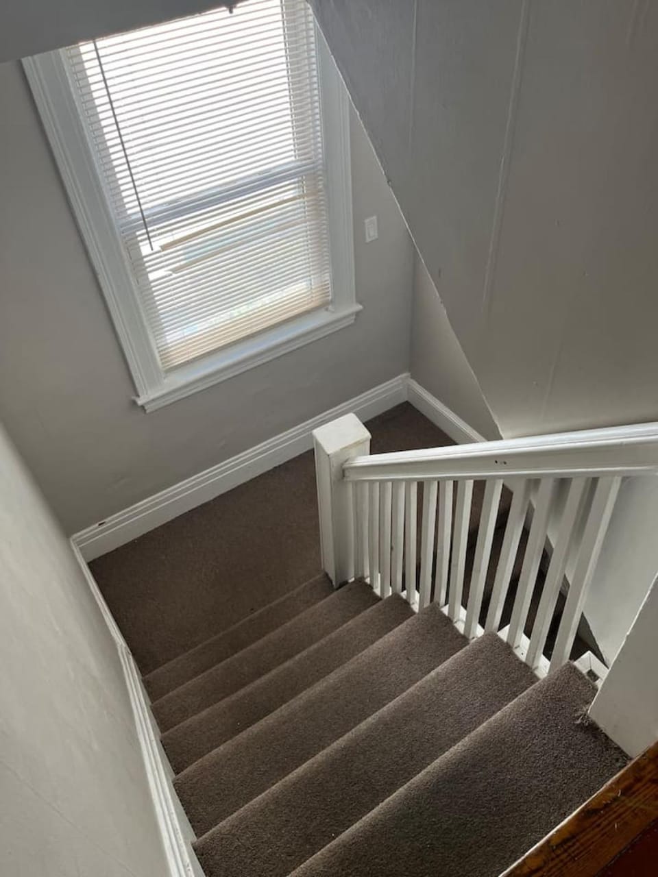 Private Attic room in shared home Near U of R House in Brighton