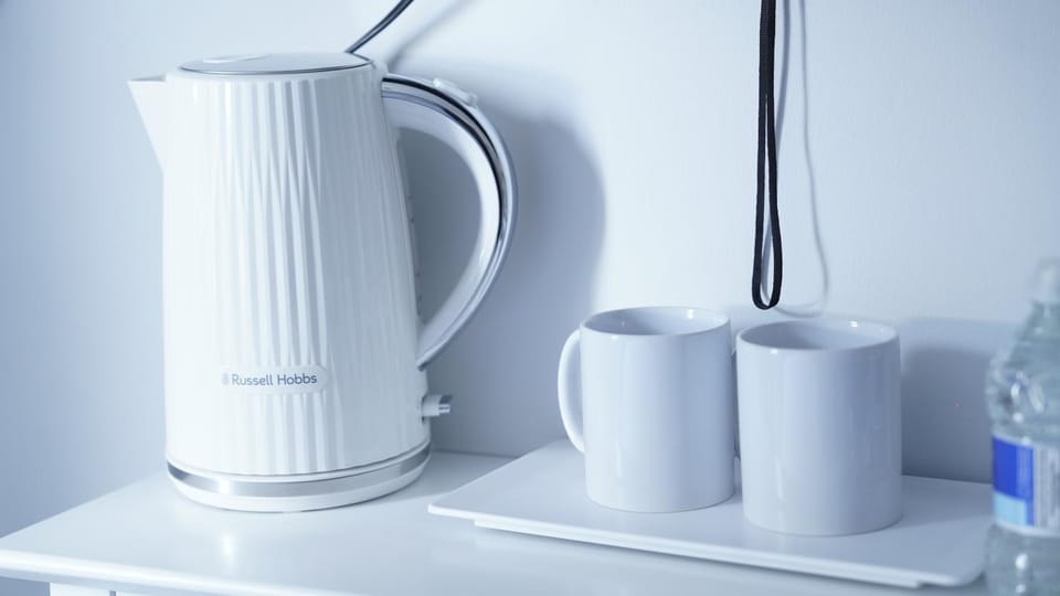 Coffee/tea facilities, Internal: Not applicable to any particular room