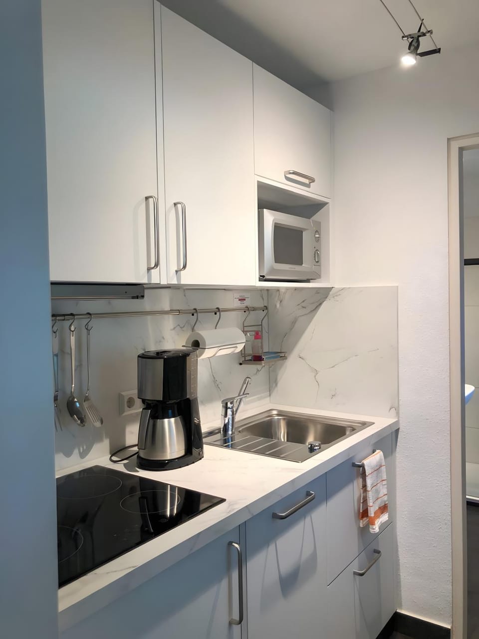 Kitchen or kitchenette, Living room