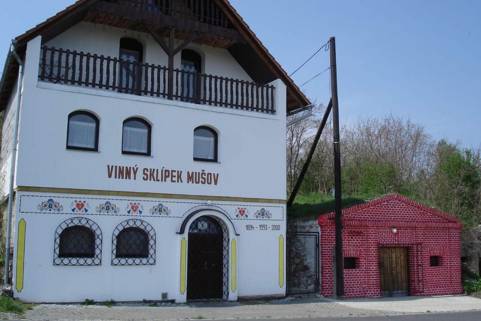 Penzion sklípek Mušov Bed and Breakfast in South Moravian Region