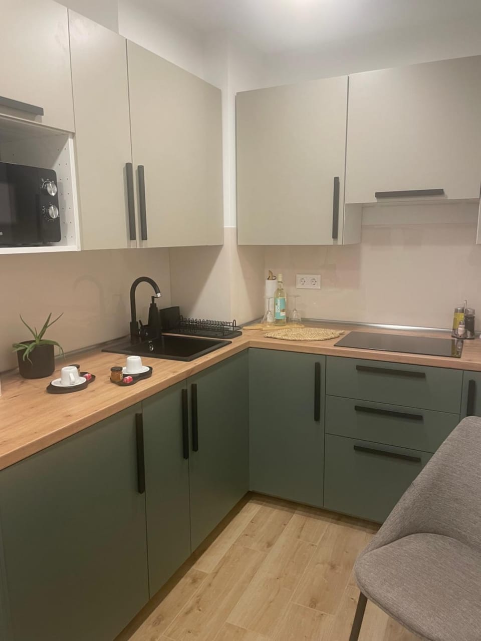Kitchen or kitchenette, stove