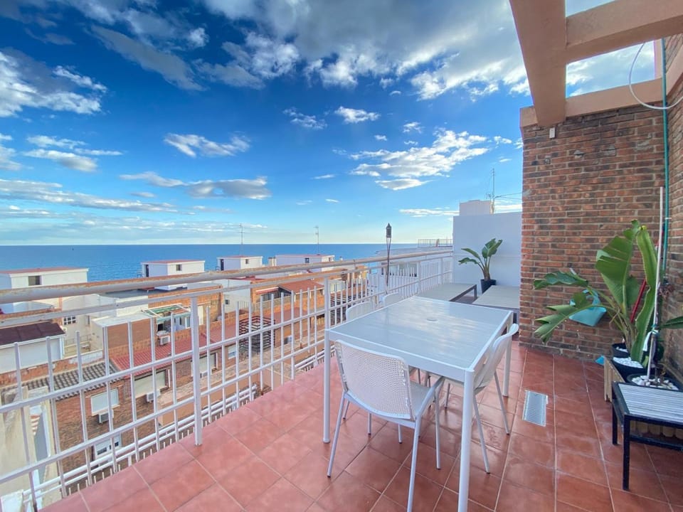 View (from property/room), Balcony/Terrace, Sea view