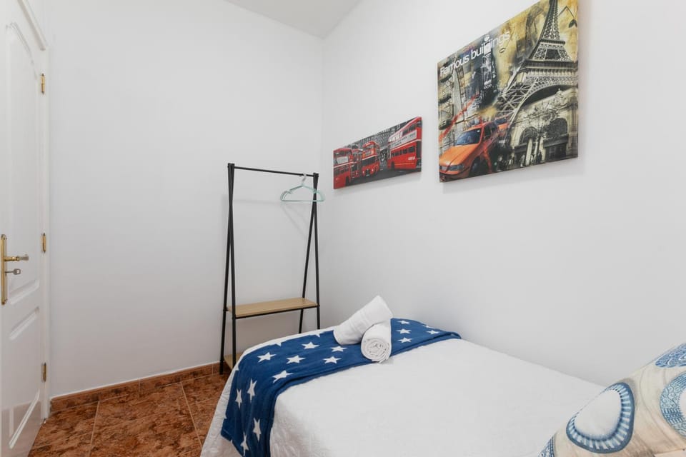 Living room, Bedroom